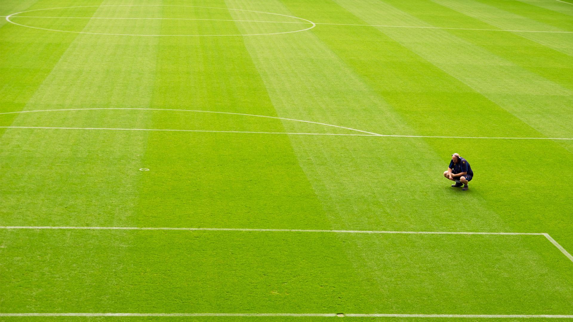 AUGMENTER LE NOMBRE D'HEURES DE JEU GRÂCE À UN ÉCLAIRAGE ARTIFICIEL ÉCONOME EN ÉNERGIE